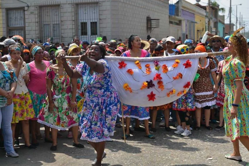 El Baile de la Hamaca